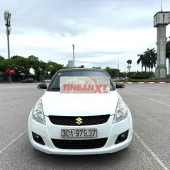 Suzuki Swift Trắng Tự động 5 chỗ