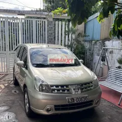 Nissan 7 chỗ Số tự động Vàng cát
