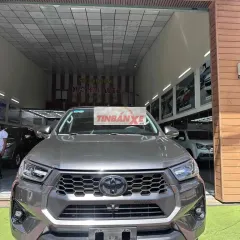 Toyota Hilux 2024 1 cầu Tự động