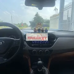 Hyundai Grand i10 Sedan mt màu Bạc