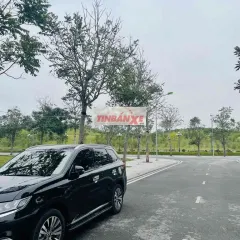 Mitsubishi Outlander 2.0 Premium 2022 Đen full lsu