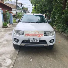 Mitsubishi Pajero Sport 2016 4x2MT Trắng