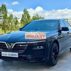VinFast Lux A2.0 Base 2019 Đen 74000 km