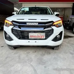 Isuzu D-Max Pretiger AT 4x2 Trắng