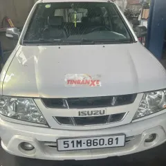 Isuzu Hi-Lander 2006 Trắng 8 chỗ