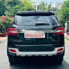 Ford Everest Titanium 2.0L 2018 Đen 68.000 km