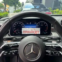 Mercedes-Benz C300 Trắng 5 chỗ