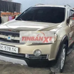 Chevrolet Captiva số tự động 7 chỗ Vàng cát