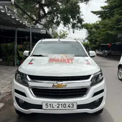 Chevrolet Trailblazer Trắng 7 chỗ Tự động