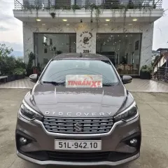 Suzuki Ertiga 7 chỗ màu Nâu