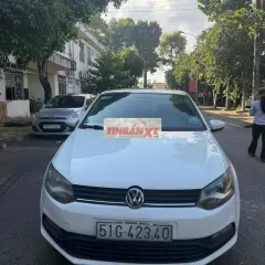 Volkswagen Polo Trắng 5 chỗ Tự động