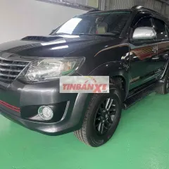 Toyota Fortuner 2014 Số sàn Dầu Xám 7 chỗ
