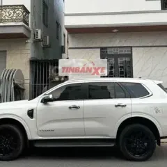 Ford Everest 2022 Titanium 2.0 Trắng 6 vạn km