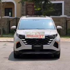 Hyundai Custin 2.0T cao cấp sản xuất 2024
