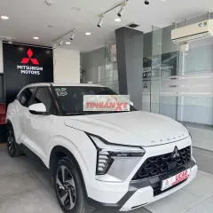 Mitsubishi Xforce Ultimate Trắng 5 chỗ