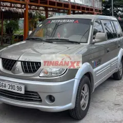Mitsubishi Jolie Số sàn 7 chỗ Bạc