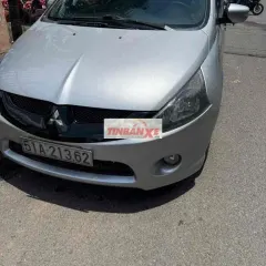 Mitsubishi Grandis 7 chỗ Số tự động Bạc