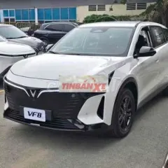 VinFast VF8 Trắng Ô tô điện