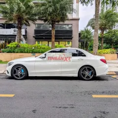 Mercedes-Benz C250 AMG Trắng 5 chỗ