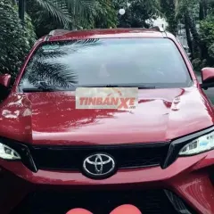 Toyota Fortuner Legender 2022 Đỏ 94.000 km