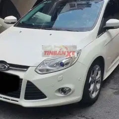 Ford Focus 2015 Hatchback Trắng Tự động 130.000km