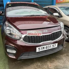 Kia Rondo Số sàn màu Đỏ