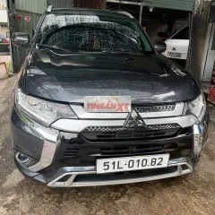 Mitsubishi Outlander CVT 2023 xám