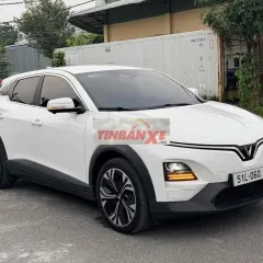 ✅VF6 Plus 2024 full Options ODO 17.000km zin 100%
