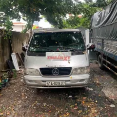 Mercedes-Benz MB100 9 chỗ Bạc