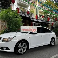 Chevrolet Cruze 2013 Bản Full cửa nóc Trắng