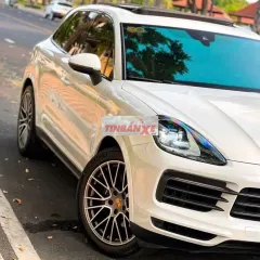 Porsche Cayenne Platinum 2022 Trắng 35.000 km