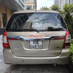 Toyota Innova V 2016 Tự động Vàng cát 7 chỗ