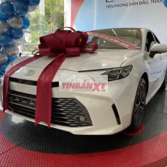 Toyota Camry Hybrid Trắng Xăng lai điện 2.5 HYBRID