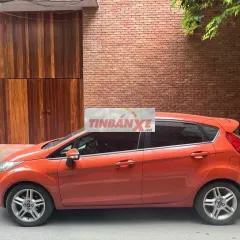 Ford Fiesta Thể thao 2011 màu cam