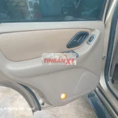 Ford Escape 2.3L 2005 Vàng cát