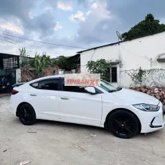 Hyundai Elantra 2016 Trắng