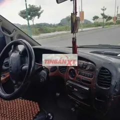 Hyundai Starex 2003 xe 6 chỗ