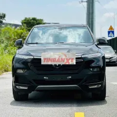 VinFast Lux SA Base 2.0 Turbo sản xuất 2021