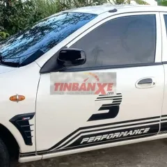 Mazda 323 Phom thể thao màu Trắng