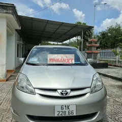 Toyota Sienna 2007 Bạc 145283 km
