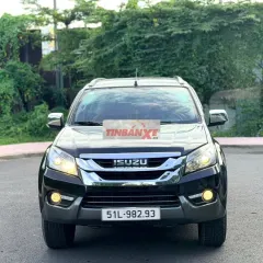 Isuzu mu-x 3.0at 2017 số tự động ,máy dầu