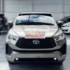 Toyota Innova Cross V 2025 đồng 7 chỗ