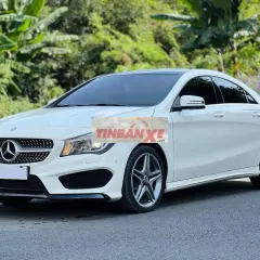 Mercedes CLA250 4Matic 2015