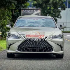 Lexus ES250 2025 Vàng cát Tự động 8 cấp