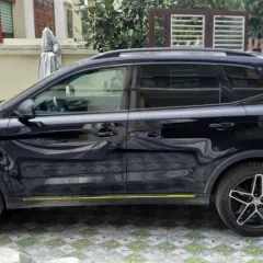 MG RX5 Luxury 2023, SUV hạng C giá cực mềm