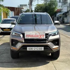 Toyota Fortuner 2022 dầu AT, sơn zin, BH tới 2028