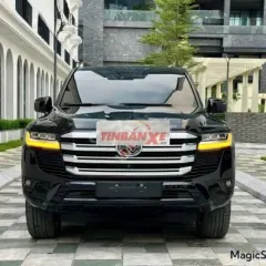 Xe Toyota Land Cruiser 3.5 V6 2022