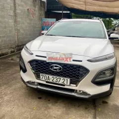 Hyundai Kona 1.6 T Tự động Trắng 9915 km