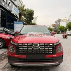 Hyundai Venue 1.0 Turbo Tiêu chuẩn 2025 3000 km Đỏ