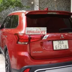 Mitsubishi Outlander SUV Đỏ